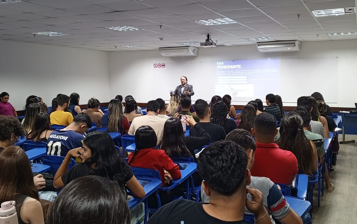 Adm. José Albuquerque Costa destaca papel estratégico da Administração em palestra do CRA-CE no UniAteneu Messejana